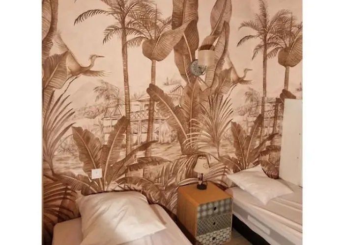 Maisonnette Bord De * Royan