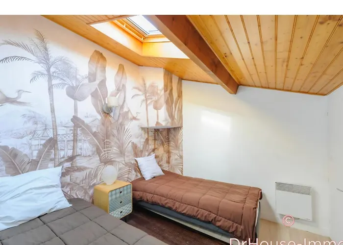 Maisonnette Bord De * Royan